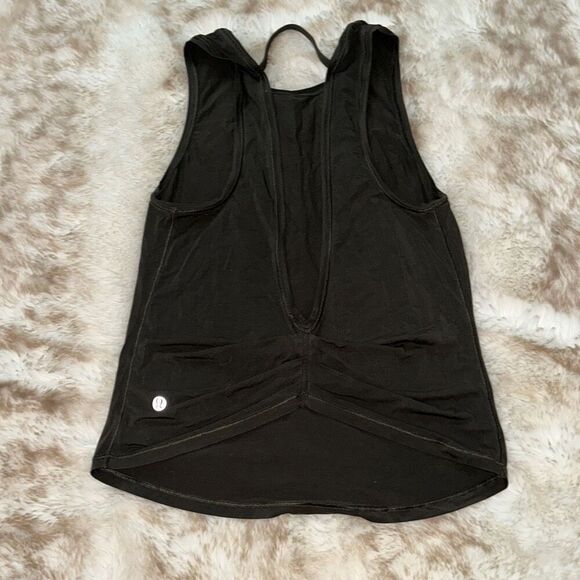 Lululemon olive green open back fitted tank top | Sz 4 (NO SIZE TAG) - Picture 3 of 5
